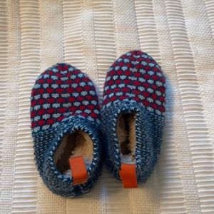 Toddler Sherpa lined gripper slippers | bombas | 5 - 7